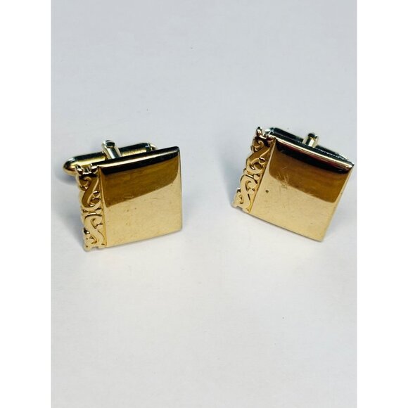 Gold-Plated Square Cufflinks With Ornate Detailing In Black Gift Box - Picture 5 of 7